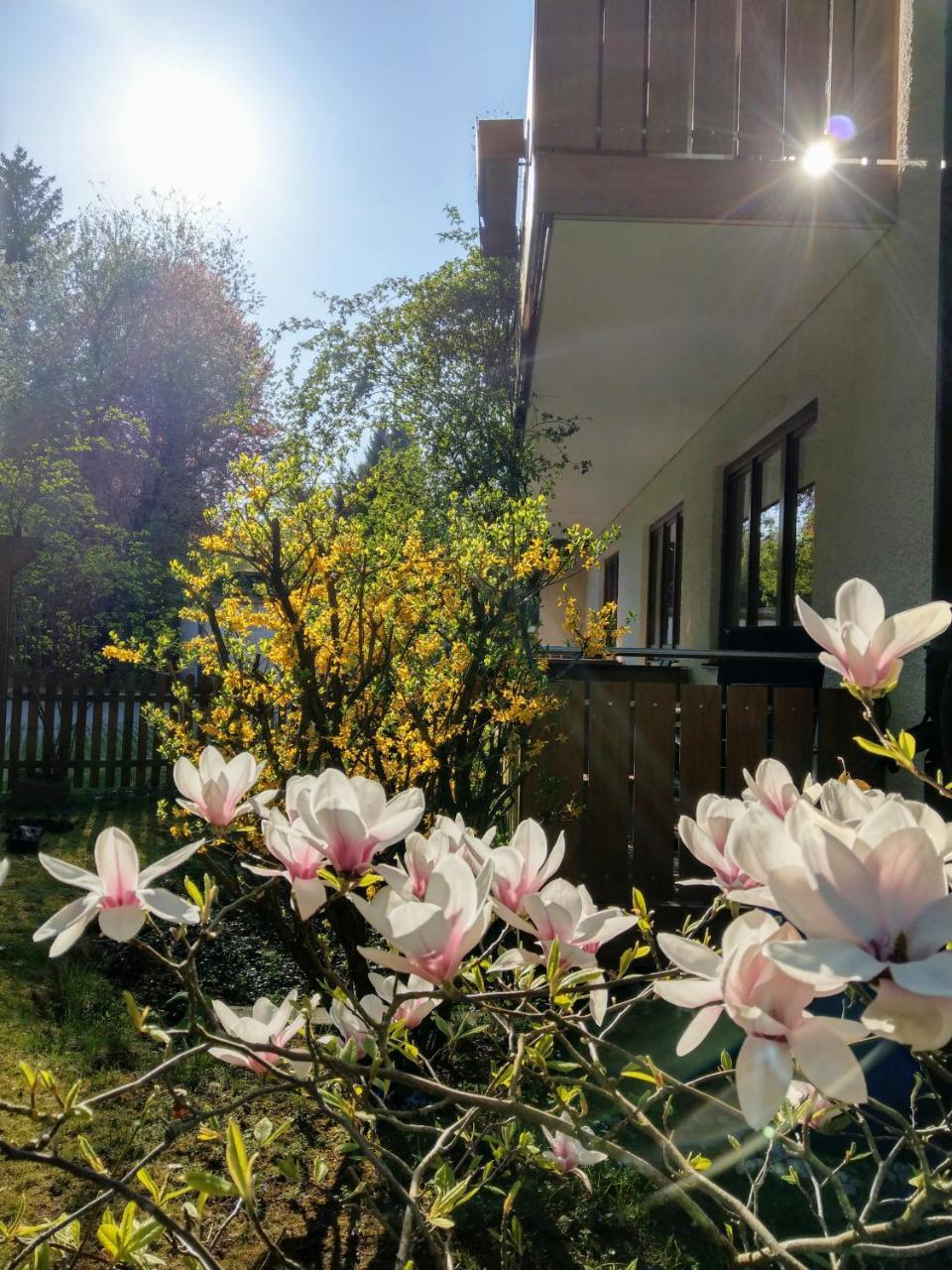 Hotel Am Wald Ottobrunn Eksteriør billede